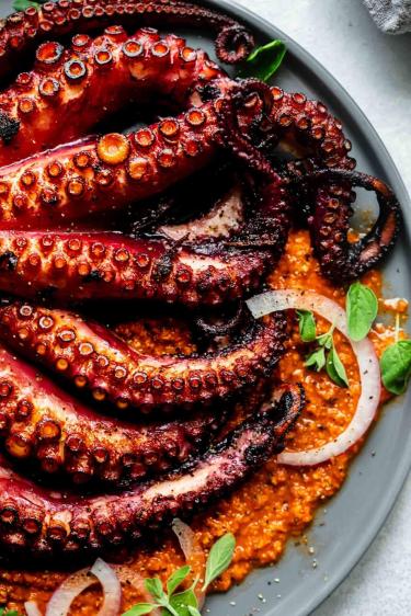 Marinovaná vařená chapadla Chobotnice Sweet chilli, ve vakuu
